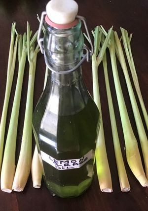 A picture of California Farm Lemon Grass Oil Confit.