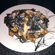 Tallarines en tinta de sepia con Shiitake, anchoas y queso Brie