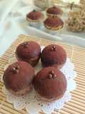 Roti Cokelat Belepotan (Dirty Choco Bun)