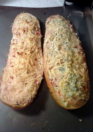 A picture of Brad's ceviche garlic bread.