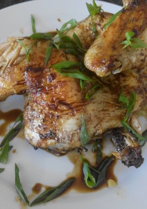A picture of Balsamic reduced chicken.