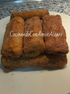 Una foto de Rollitos de dulce de leche