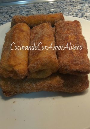 Una foto de Rollitos de dulce de leche