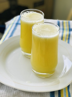 A picture of Pineapple juice!.