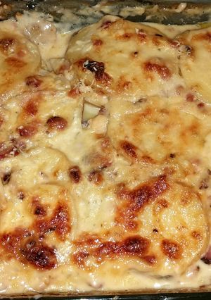 A picture of Scalloped potatoes.