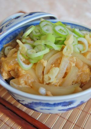 A picture of Tempura Crumb and Egg Rice Bowl for Breakfast.