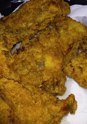 A picture of Fried ButterMilk Chicken.