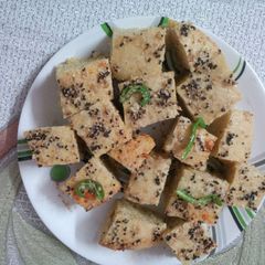 Instant khaman/Besan dhokla A picture of Instant khaman/Besan dhokla.