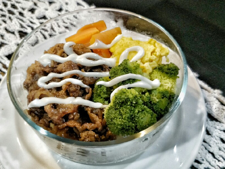Cara Gampang Membuat Rice bowl &amp;#39;Yoshinoya&amp;#39; homemade yang Enak Banget