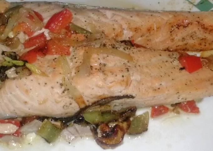 Pan Smeared Garlic & Lemon Salmon