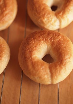 A picture of Honey & Rice Flour Bagels.