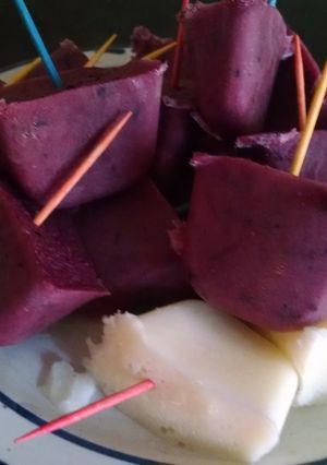 A picture of Frozen yogurt ice cubes.