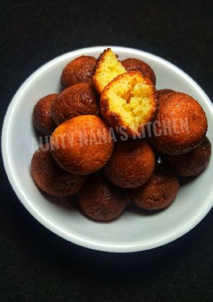A picture of Milk candy ball AKA Gullisuwa.