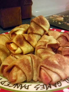 A picture of Apple Pie Bites.