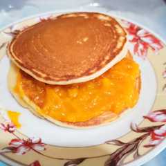 A picture of Pancake Mango Jam.