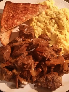 A picture of Sirloin Steak Bites and Eggs.