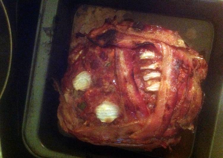 Simple Way to Make Speedy Uncle Mikes Halloween Meatloaf