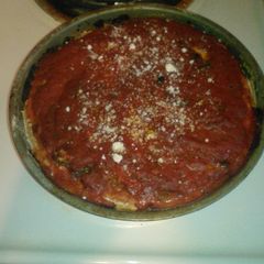 A picture of Chitown pizza.