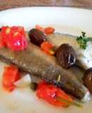 Sgombro al Forno con Pomodorini Freschi, Olive Verde e Capperi