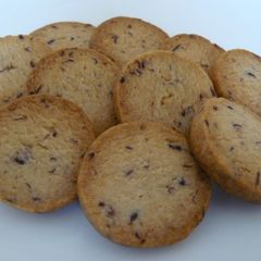 A picture of Crunchy Adzuki Cookies.