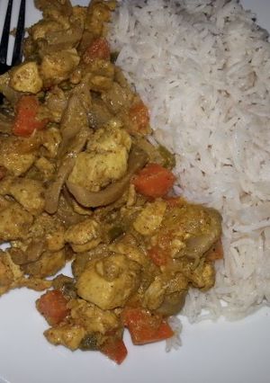 A picture of Curry chicken.