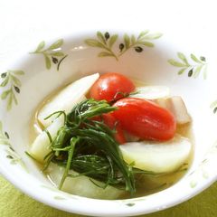 Western-Style Simmered Kohlrabi A picture of Western-Style Simmered Kohlrabi.
