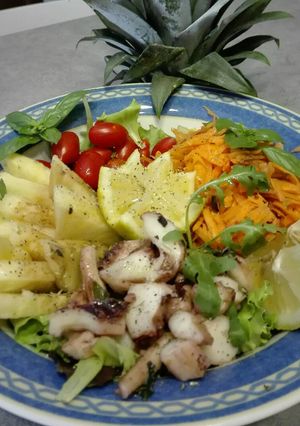 Foto di Insalatona polpo e ananas 🐙🍍🍽