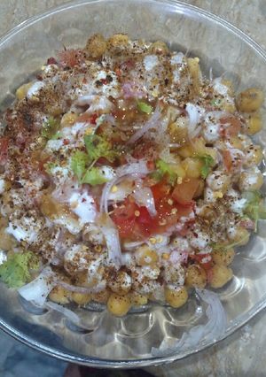 A picture of Chana chat.