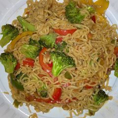 A picture of Broccoli served with Indomie.