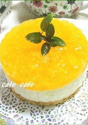 A picture of Tri-Color No-bake Cheesecake Topped with Jello.
