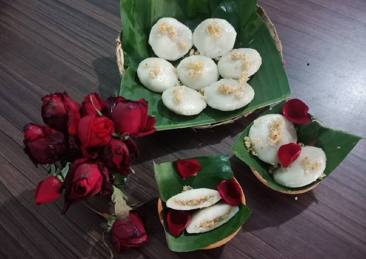 Steamed Pitha