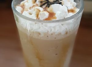 Una foto de Frappé chococaramelo