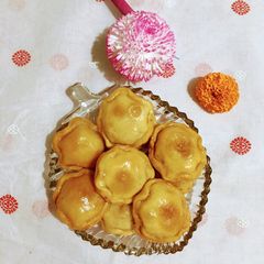 A picture of Chandrakala.