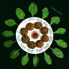 A picture of Palak Tikki.