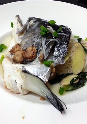 A picture of LG SALMON AND SALTED MUI HEONG WITH MISUA.