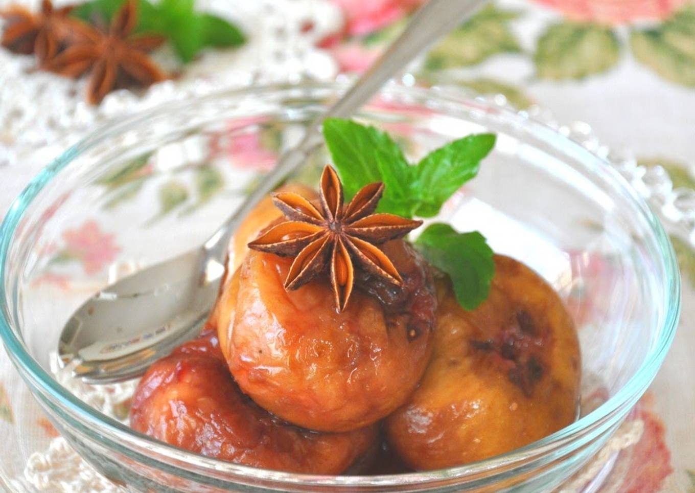 Stewed Figs in Wine Compote