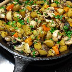 A picture of Easy Potato & Veggie Skillet.
