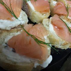 A picture of Salmon bites.