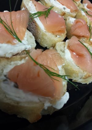 A picture of Salmon bites.