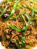 Mapo Tofu-style Cellophane Noodles (Medium Spicy)