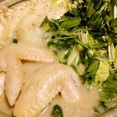 A picture of Hakata Style Hot Pot Made from Rich Chicken Baitang.