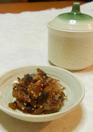 A picture of [Farmhouse Recipe] Goya Tsukudani (Salty-sweet Simmered Bitter Melon).