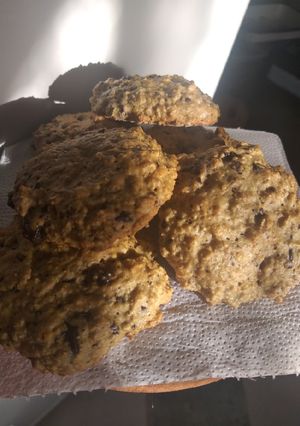 Una foto de Galletas de avena y chocolate fit