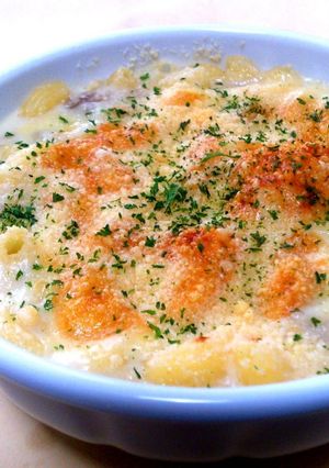 A picture of Easy and Delicious Macaroni Au Gratin.
