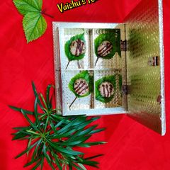 A picture of Choco filled Cookies.