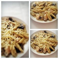 A picture of Chicken and Mushroom Pasta.