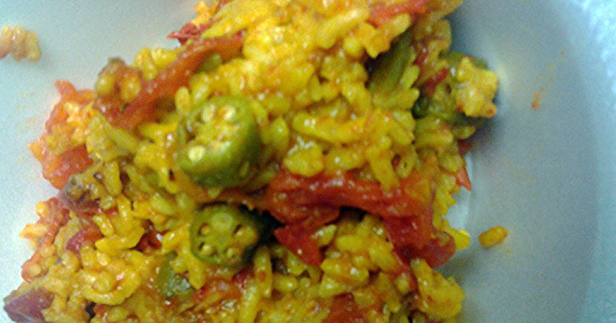Okra tomatoes and rice Recipe by skunkmonkey101 Cookpad