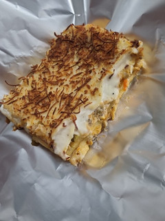 Una foto de Lasaña de atún, gambas y verduras