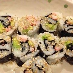 A picture of Easy California Rolls.