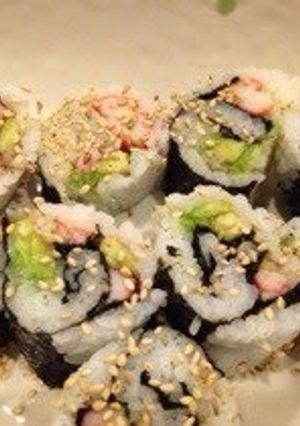 A picture of Easy California Rolls.